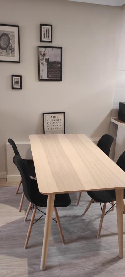 Apartamento Con Encanto En Casco Historico De Burgos Luaran gambar