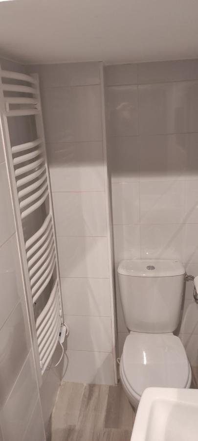 Apartamento Con Encanto En Casco Historico De Burgos Luaran gambar
